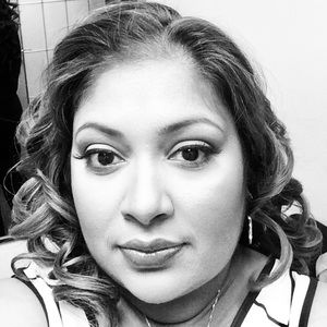 Meet your Posher, Crystal